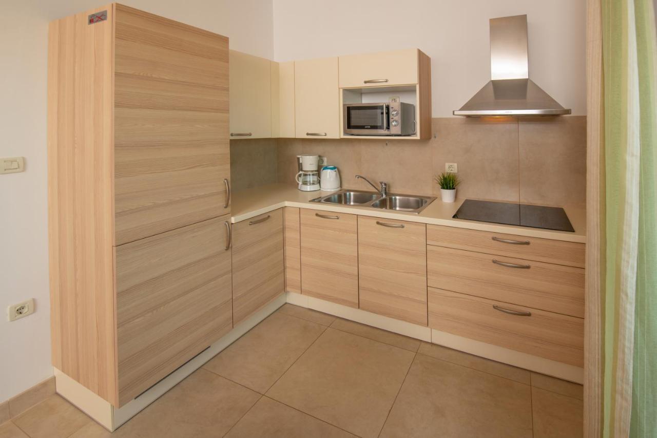 Apartments Oliva Premantura Extérieur photo